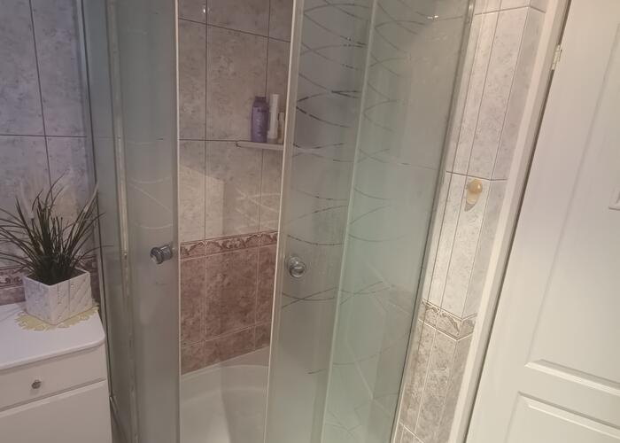 Grajewo ogłoszenia: Sprzedam kabinę prysznicową wraz z brodzikiem głębokim 90x90...